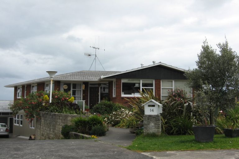 Photo of property in 14 Tower Crescent, Durie Hill, Whanganui, 4500