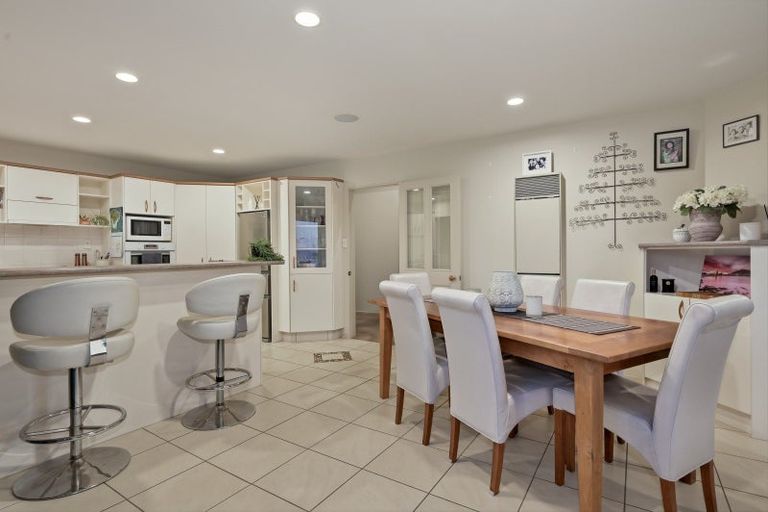 Photo of property in 29 Downing Place, Welcome Bay, Tauranga, 3112