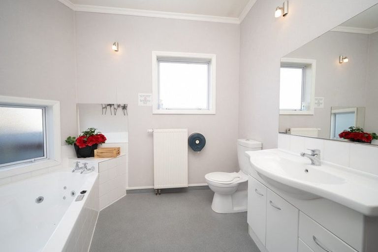 Photo of property in 5 Theyers Street, Alexandra, 9320