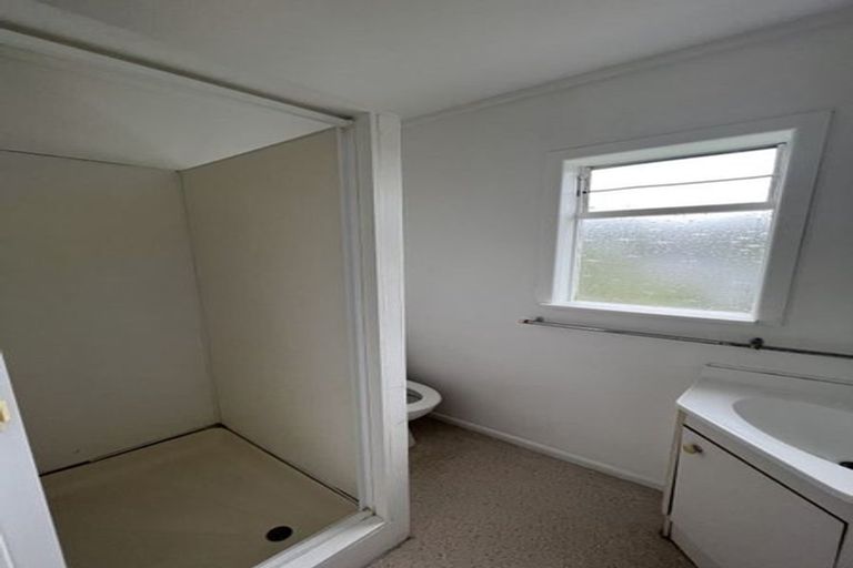 Photo of property in 26 Matipo Road, Mairangi Bay, Auckland, 0630