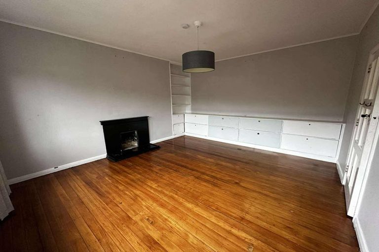 Photo of property in 83 Sunshine Avenue, Karori, Wellington, 6012