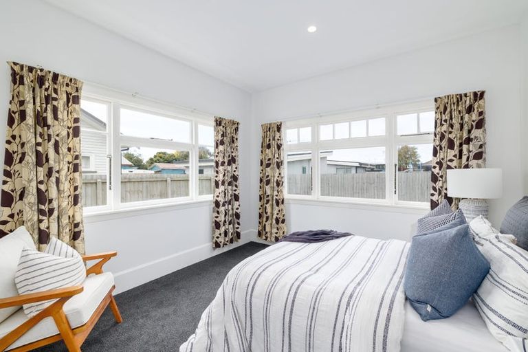 Photo of property in 13 Cuffs Road, Wainoni, Christchurch, 8061