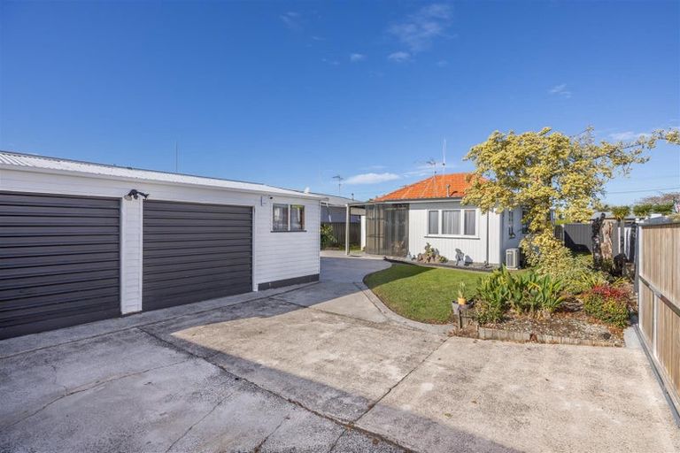 Photo of property in 47 Vardon Road, St Andrews, Hamilton, 3200