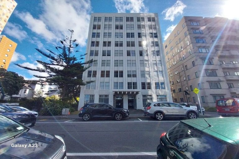 Photo of property in 2c/123 Molesworth Street, Thorndon, Wellington, 6011