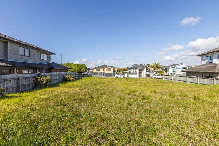 Photo of property in 74 Killybegs Drive, Pinehill, Auckland, 0632