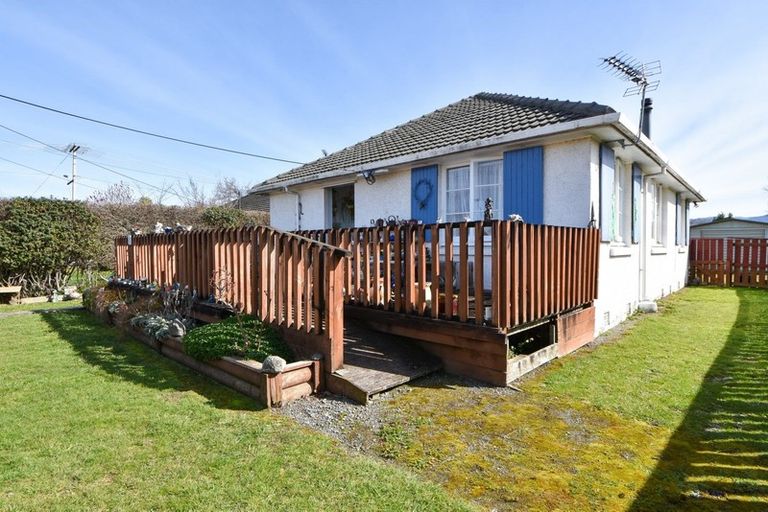 Photo of property in 255 High Street North, Carterton, 5713