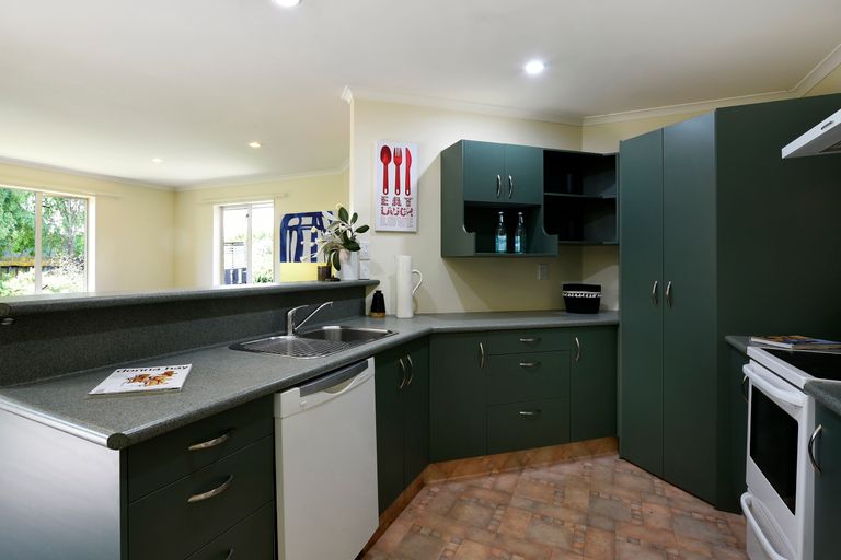 Photo of property in 42 Starveall Street, Brightwater, 7022