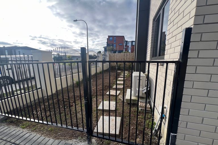 Photo of property in 1a Bennett Road, Pakuranga, Auckland, 2010