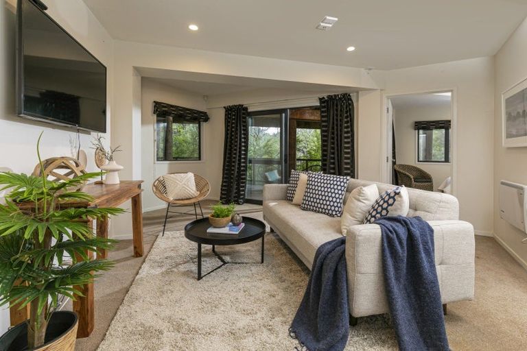 Photo of property in 91 Paremoremo Road, Lucas Heights, Auckland, 0632