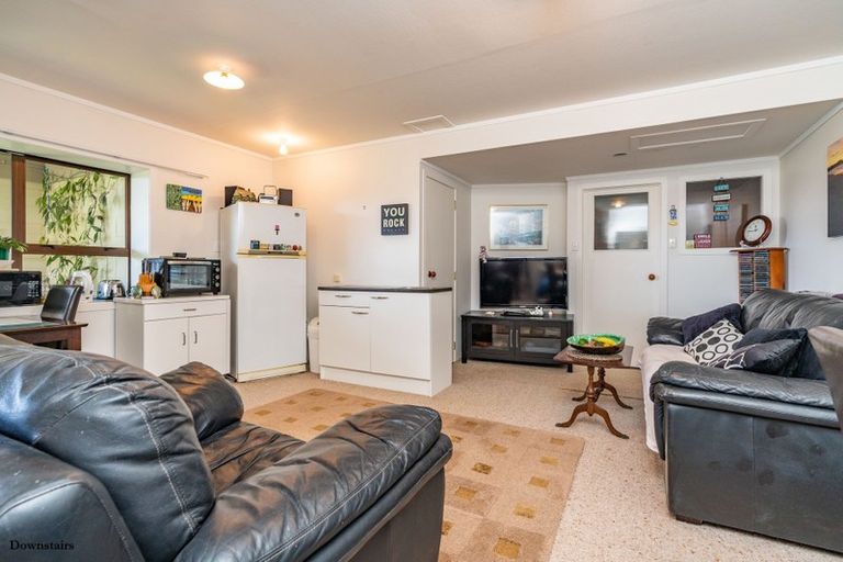 Photo of property in 11 Marsh Street, Ruakaka, 0116