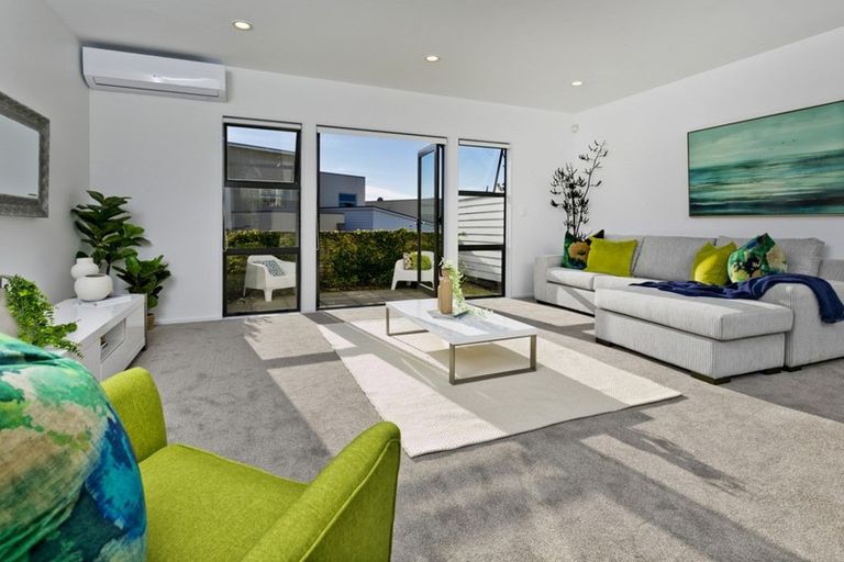 Photo of property in 17/40 Scarlet Oak Drive, Schnapper Rock, Auckland, 0632
