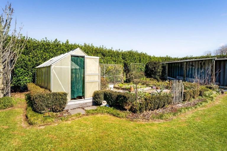 Photo of property in 1108c Egmont Road, Egmont Village, New Plymouth, 4372