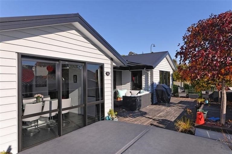 Photo of property in 98 Washbourn Drive, Richmond, 7020