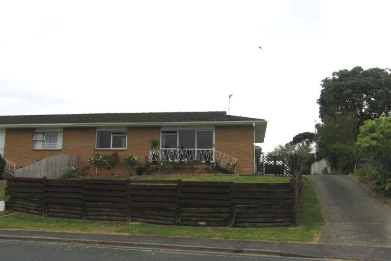 Photo of property in 3/32 Hellyers Street, Birkdale, Auckland, 0626