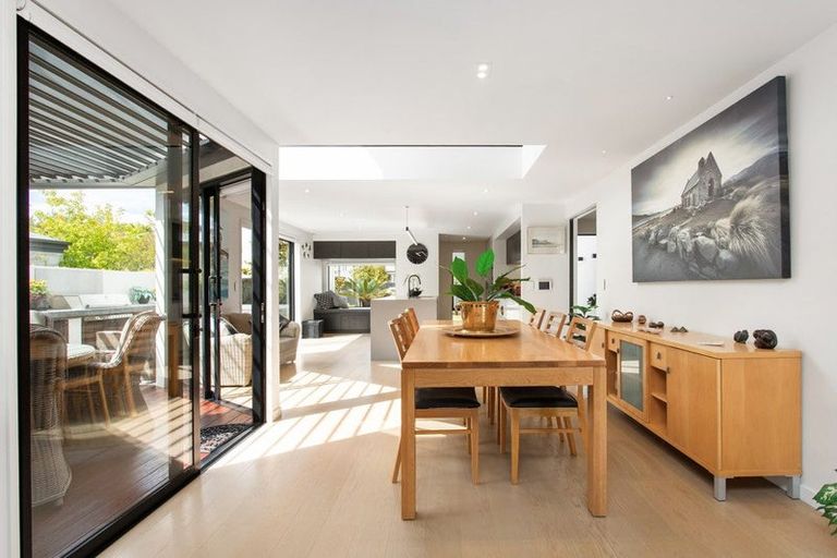 Photo of property in 47 Winchester Street, Merivale, Christchurch, 8014