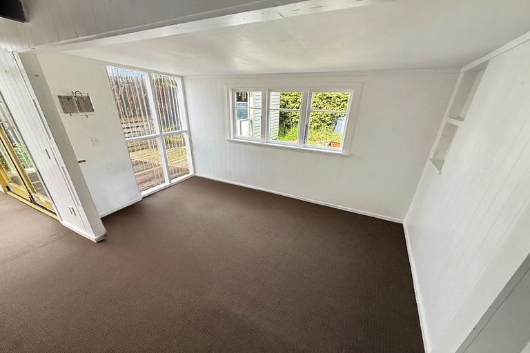 Photo of property in 12 Bush Grove, Trentham, Upper Hutt, 5018