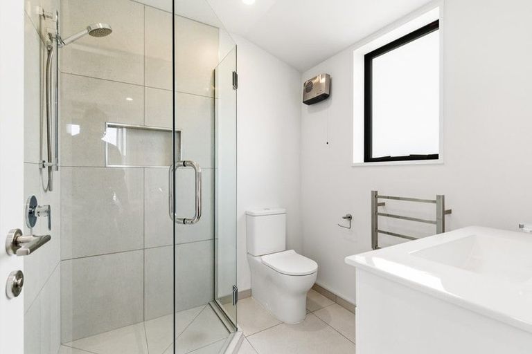 Photo of property in 2 Hepburn Place, Rolleston, 7614