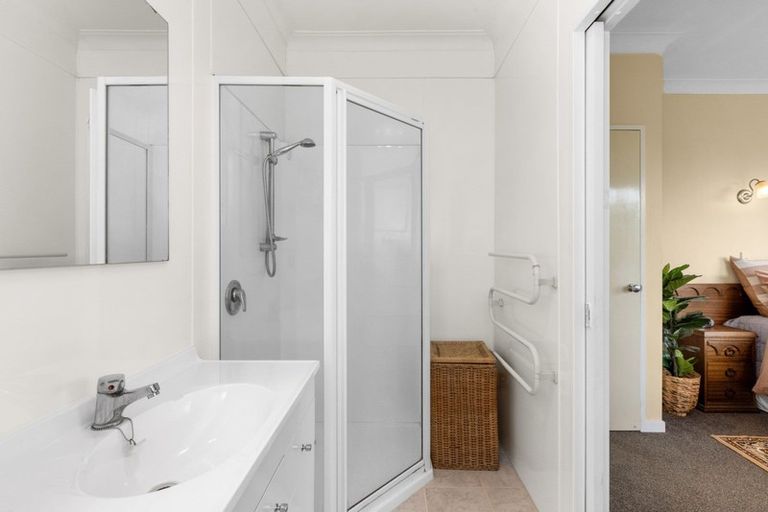 Photo of property in 37 Tanner Street, Havelock North, 4130