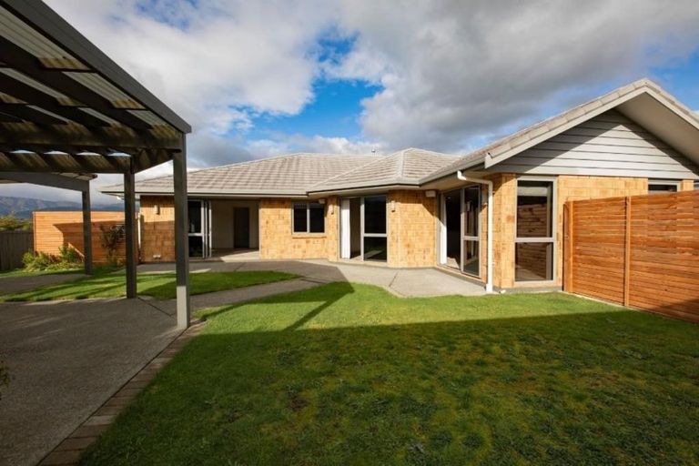 Photo of property in 119 Kirton Drive, Riverstone Terraces, Upper Hutt, 5018