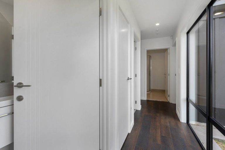 Photo of property in 42 Lacebark Drive, Kinloch, Taupo, 3377