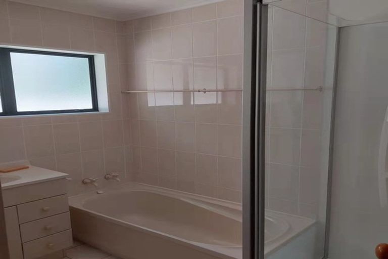 Photo of property in 17 Roy Street, Newtown, Wellington, 6021