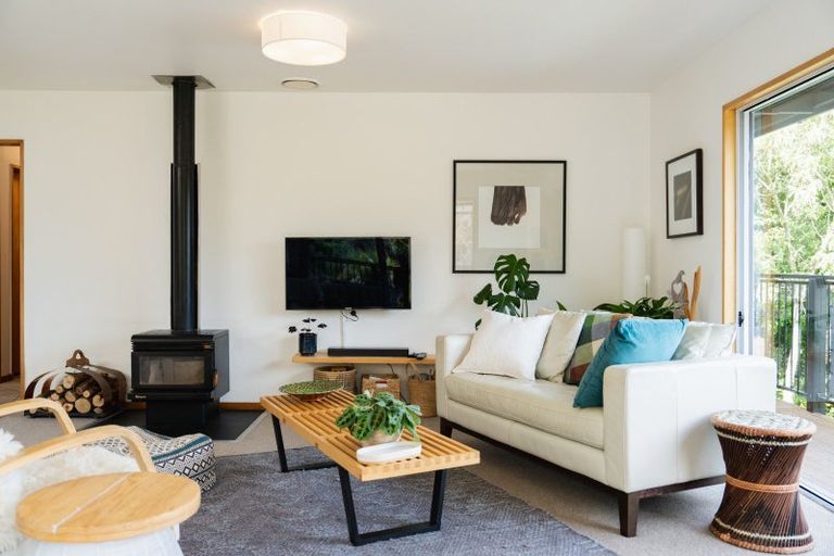 Photo of property in 69 Greenacres Street, Macandrew Bay, Dunedin, 9014