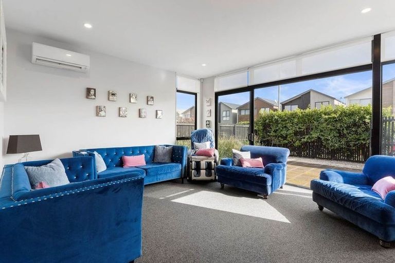 Photo of property in 3 Courage Road, Papakura, 2110