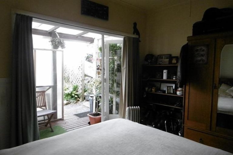 Photo of property in 2 Charles Street, Te Kamo, Whangarei, 0112