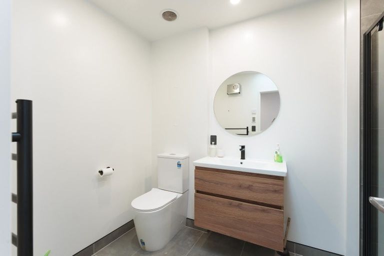 Photo of property in 5/274 Kilmore Street, Christchurch Central, Christchurch, 8011