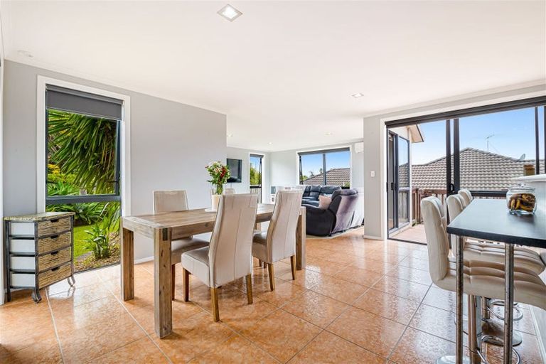 Photo of property in 7 Burwood Terrace, Gulf Harbour, Whangaparaoa, 0930