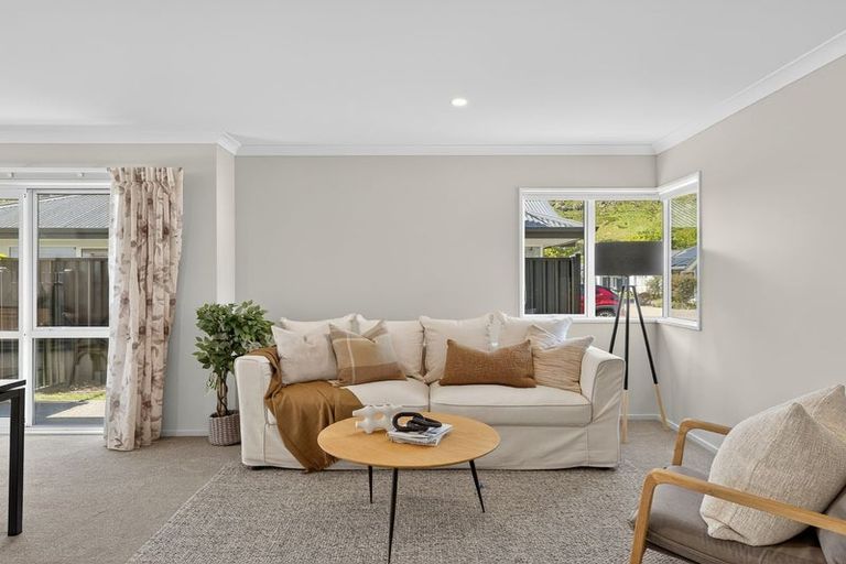 Photo of property in 9/64 Port Hills Road, Heathcote Valley, Christchurch, 8022