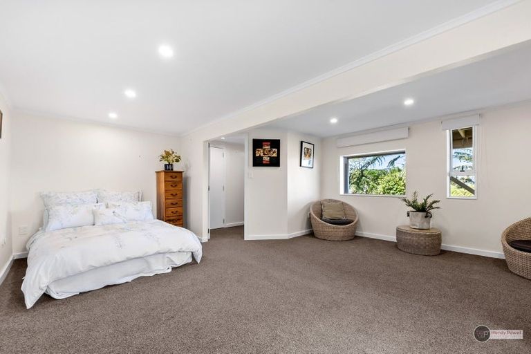 Photo of property in 3 Sunshine Crescent, Kelson, Lower Hutt, 5010