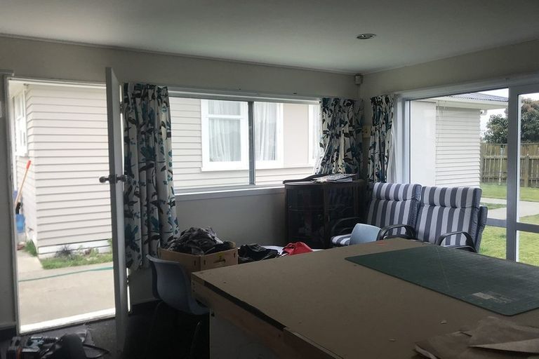 Photo of property in 308 Ruru Place, Camberley, Hastings, 4120