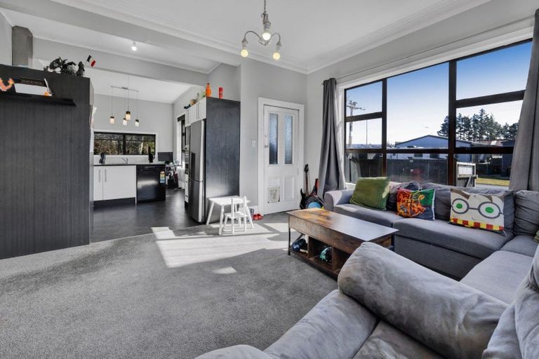 Photo of property in 9 Carrington Street, Inglewood, 4330