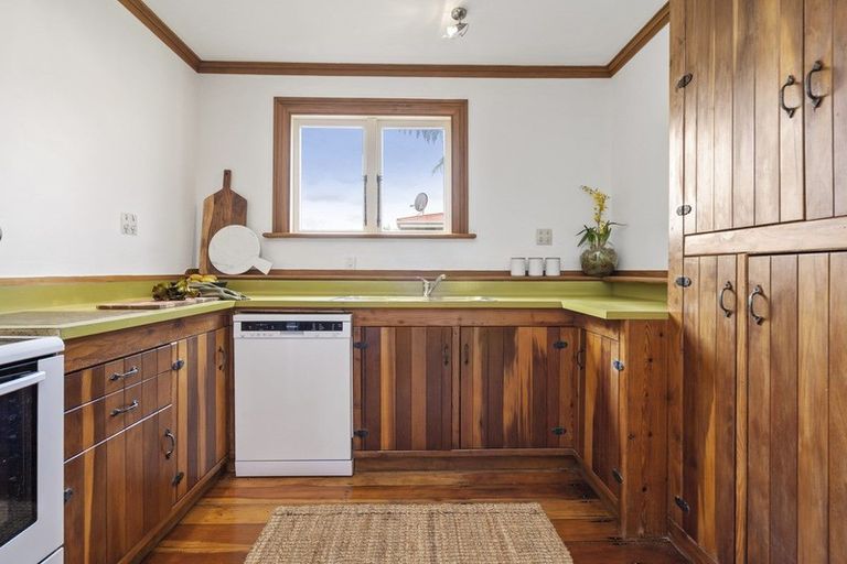 Photo of property in 91 Shakespeare Street, Leamington, Cambridge, 3432