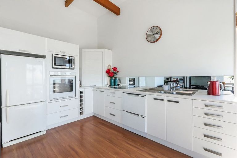 Photo of property in 1/14 Muritai Terrace, Mount Pleasant, Christchurch, 8081