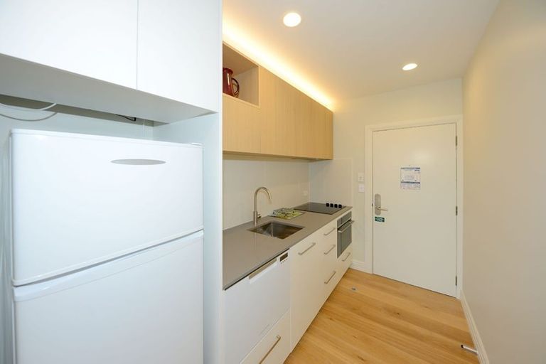 Photo of property in West Fitzroy, 5d/66 Armagh Street, Christchurch Central, Christchurch, 8013