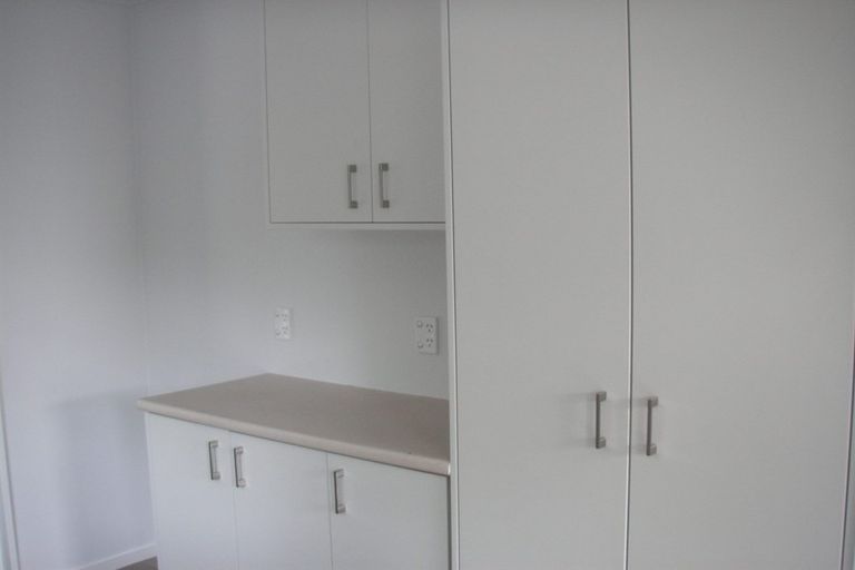 Photo of property in 27 Ihle Street, Terrace End, Palmerston North, 4410