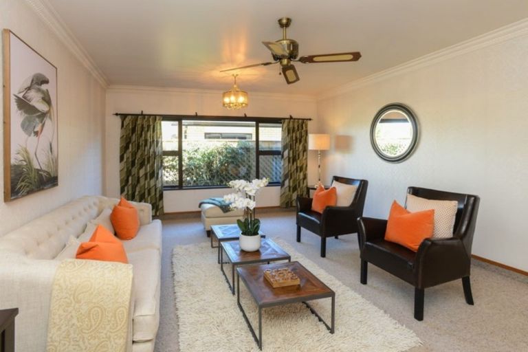 Photo of property in 719a Grove Road, Mayfair, Hastings, 4122