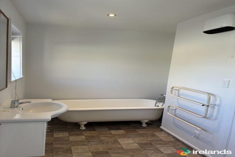 Photo of property in 16 Halton Street, Strowan, Christchurch, 8052