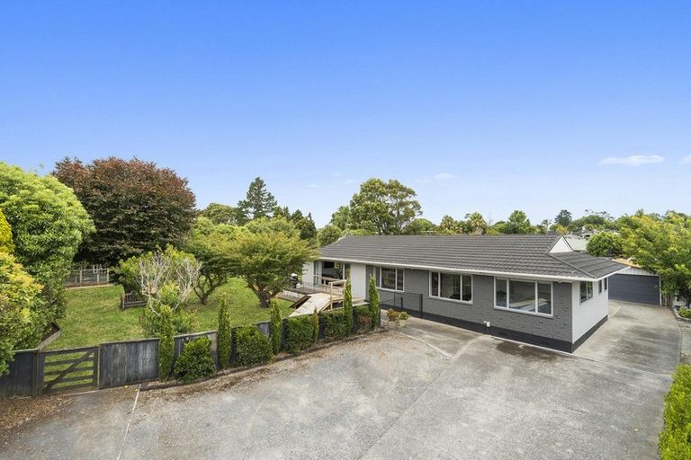 Photo of property in 395 Main Road, Huapai, Kumeu, 0810