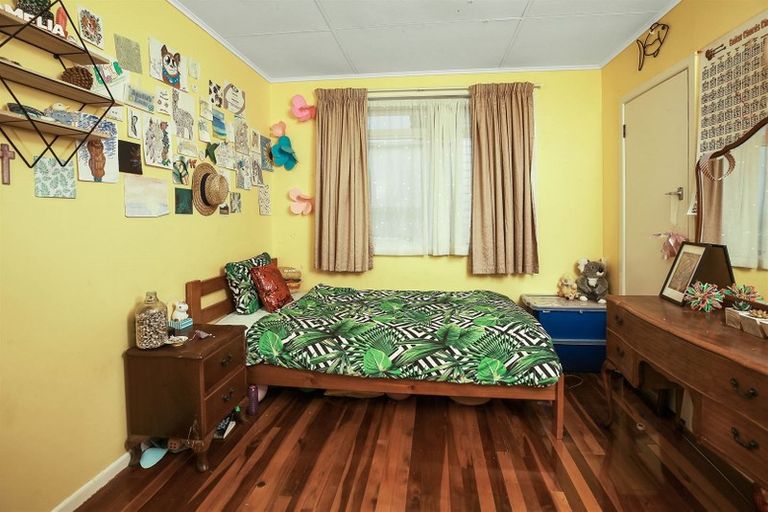 Photo of property in 78 Thames Road, Paeroa, 3600