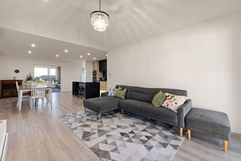 Photo of property in 5 Kapua Crescent, Rototuna North, Hamilton, 3210