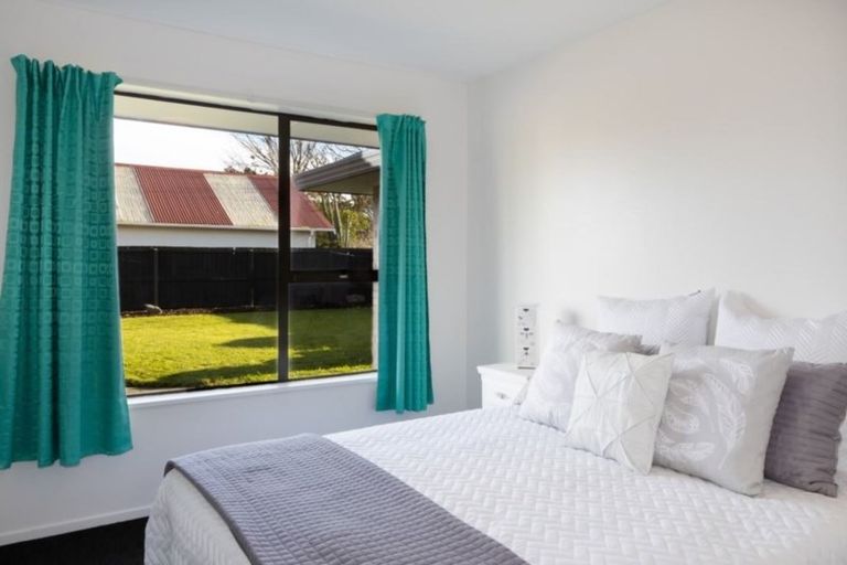 Photo of property in 2 Flaxwood Lane, Waltham, Christchurch, 8023