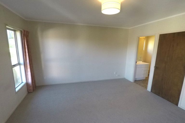 Photo of property in 38 Maxwelton Drive, Mairangi Bay, Auckland, 0630