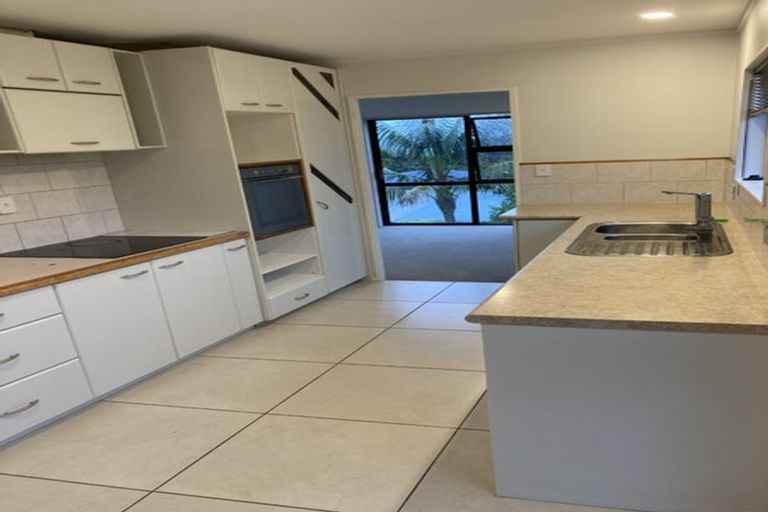 Photo of property in 1/57 Litten Road, Cockle Bay, Auckland, 2014