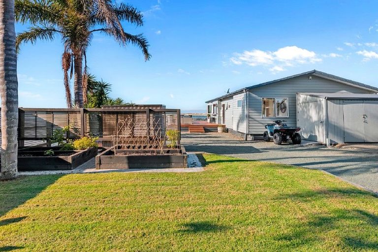 Photo of property in 21 Lincoln Street, Mangawhai Heads, Mangawhai, 0505