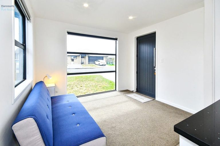 Photo of property in 4 Tomairangi Crescent, Pukekohe, 2120