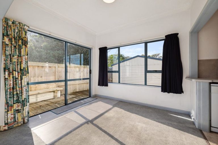 Photo of property in 23 Turi Street, Welbourn, New Plymouth, 4312
