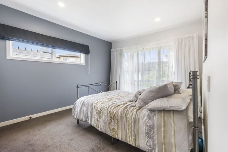 Photo of property in 10 Treetops Way, Bayview, Auckland, 0629